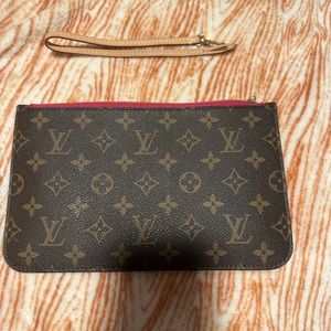 Louis vuitton neverfull mm/gm monogram wristlet***SOLD